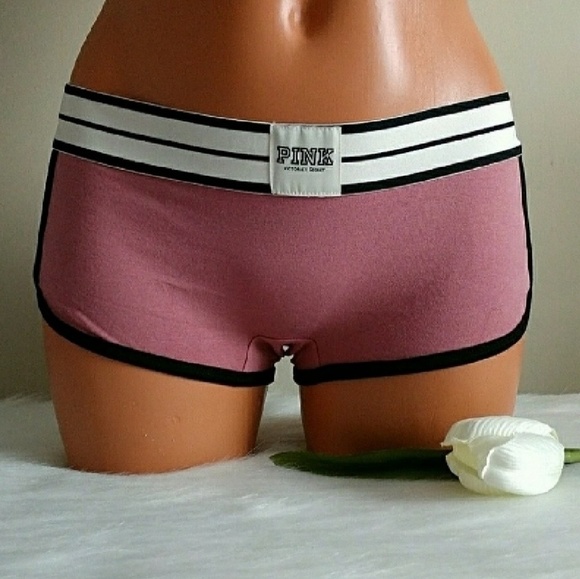 PINK Victoria's Secret Other - Size L🌺PINK Victoria's Secret Logo Boyshort.Nwt